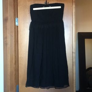 Black strapless formal dress